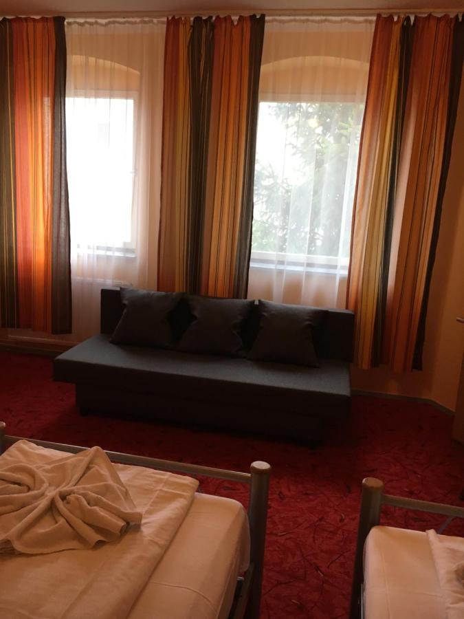Hotel Pension Streuhof Berlin Exterior photo